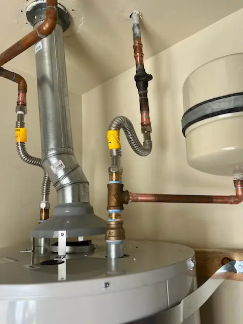 Water heater installation and plumbing repair in Rendon